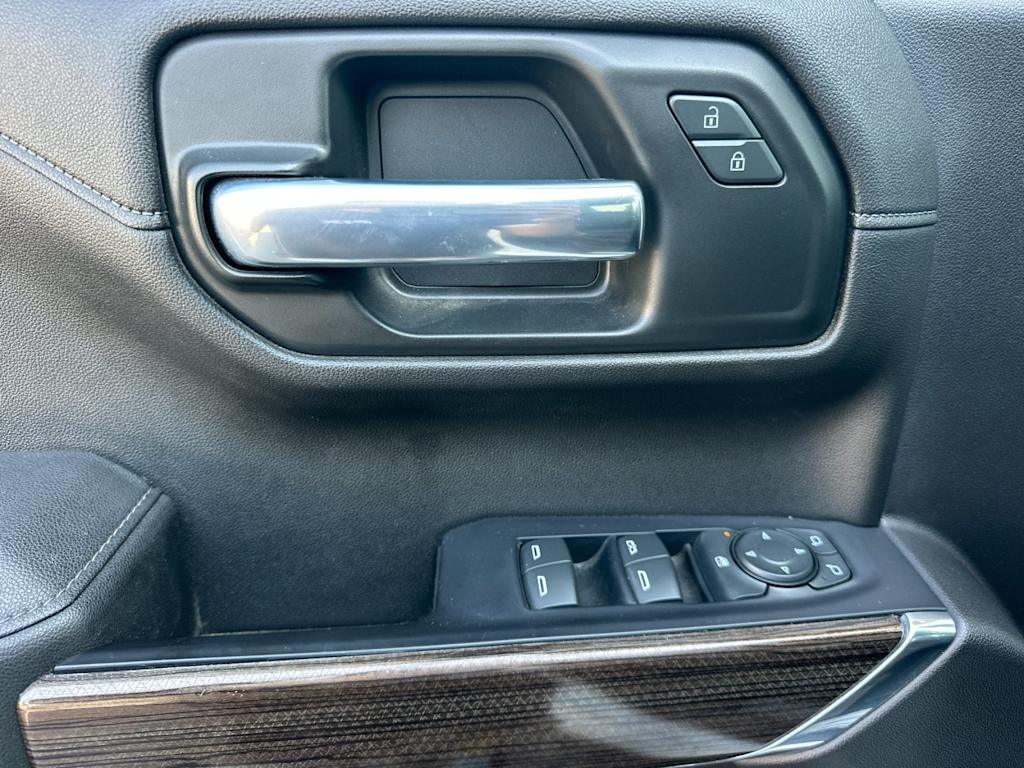 Thumbnail: 2020 Chevrolet Silverado 1500 - 21