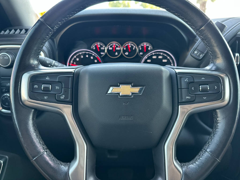 Thumbnail: 2020 Chevrolet Silverado 1500 - 27