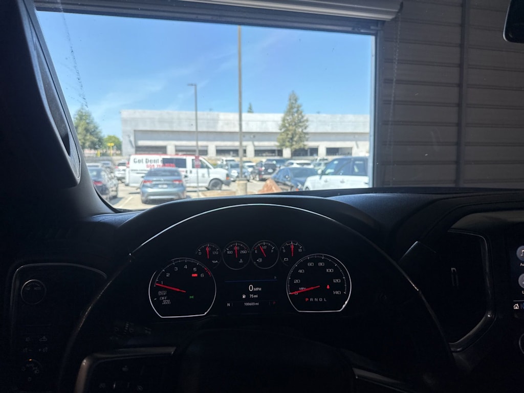 Thumbnail: 2021 Chevrolet Silverado 1500 - 10