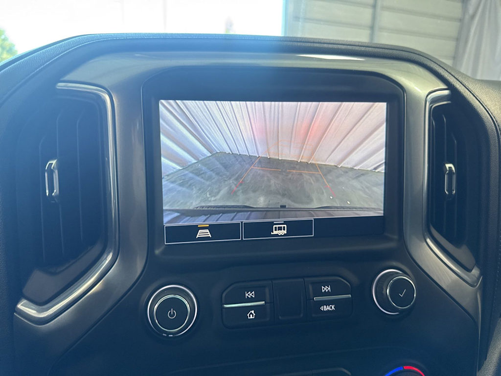 Thumbnail: 2021 Chevrolet Silverado 1500 - 28