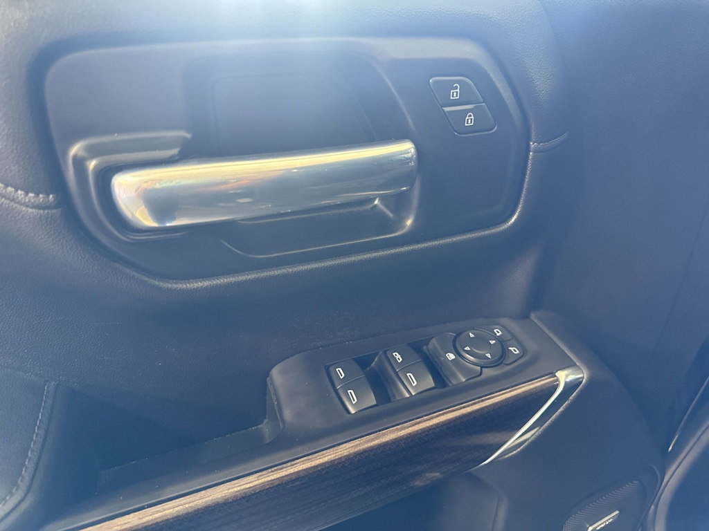 Thumbnail: 2021 Chevrolet Silverado 1500 - 22