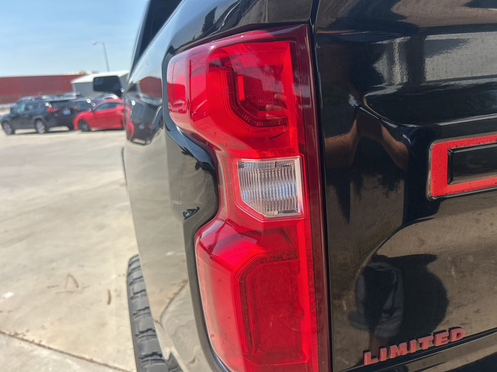 Thumbnail: 2021 Chevrolet Silverado 1500 - 20