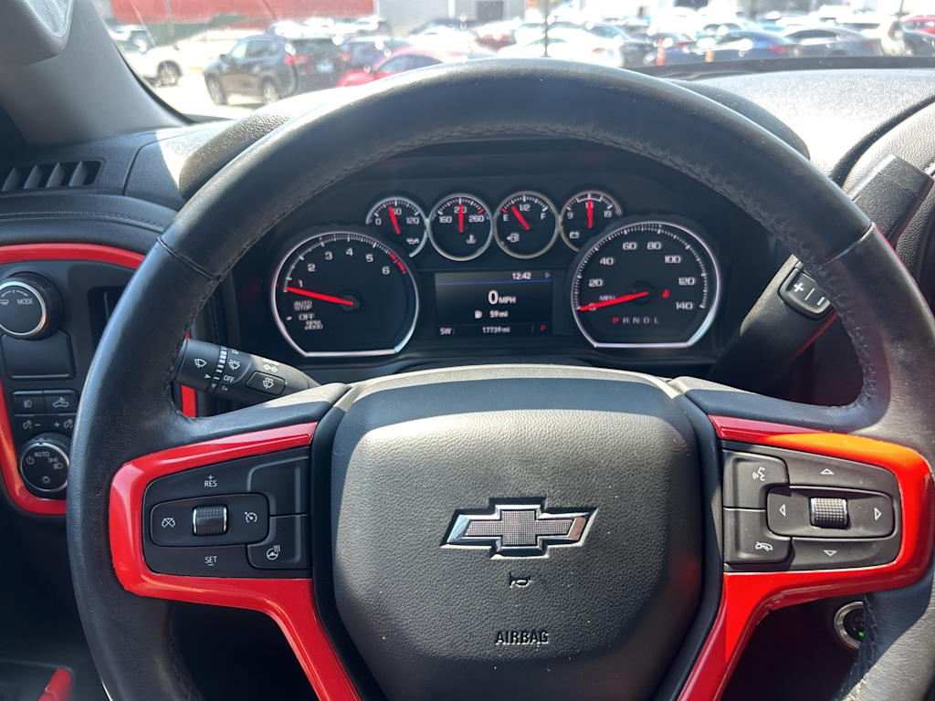 Thumbnail: 2021 Chevrolet Silverado 1500 - 30
