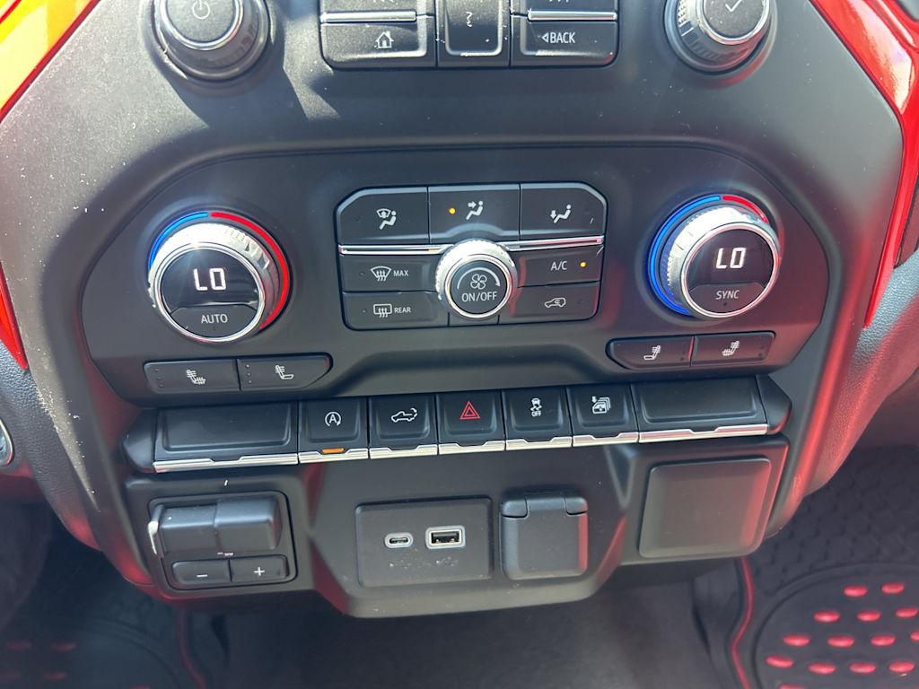 Thumbnail: 2021 Chevrolet Silverado 1500 - 29