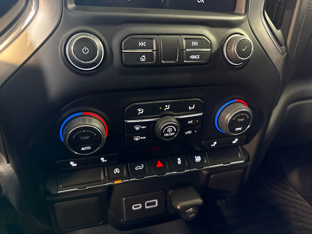 Thumbnail: 2021 Chevrolet Silverado 1500 - 26