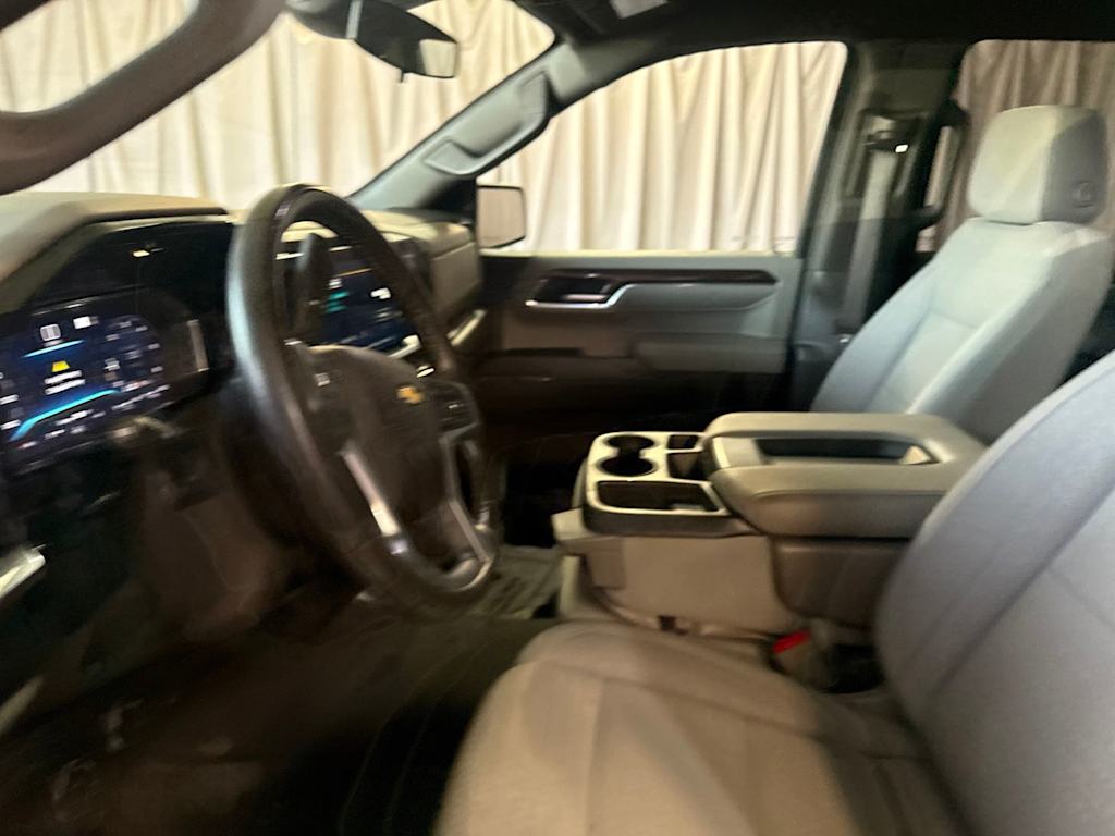 Thumbnail: 2023 Chevrolet Silverado 1500 - 9