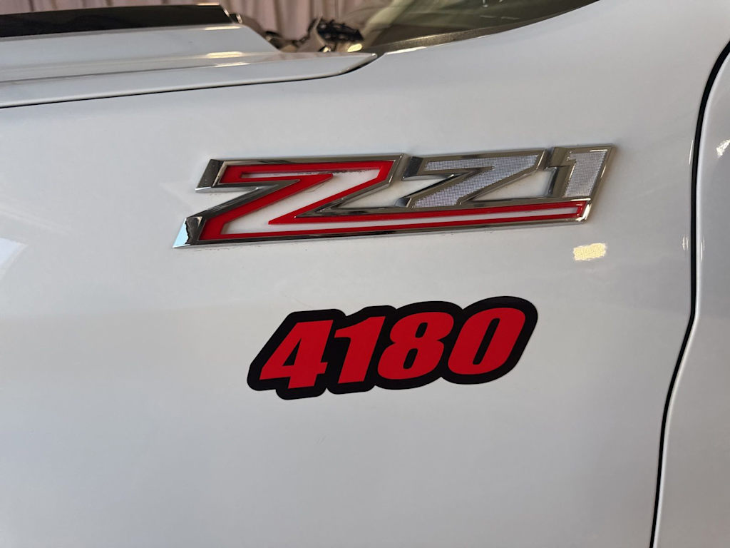 Thumbnail: 2023 Chevrolet Silverado 1500 - 6