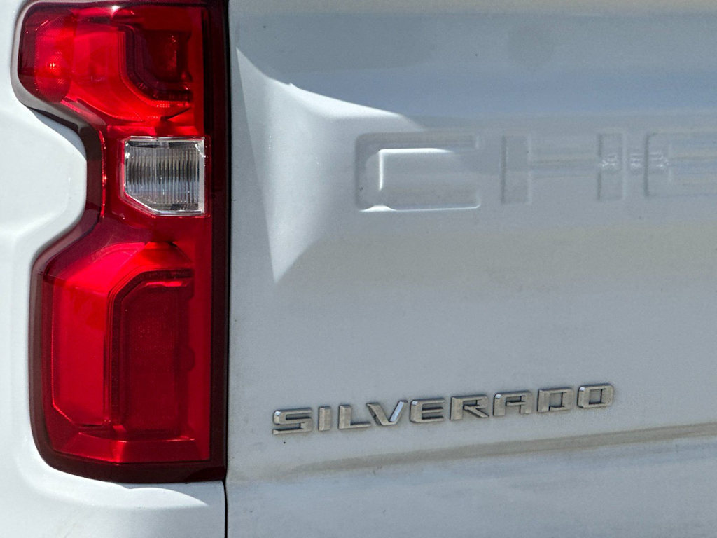 Thumbnail: 2023 Chevrolet Silverado 1500 - 29