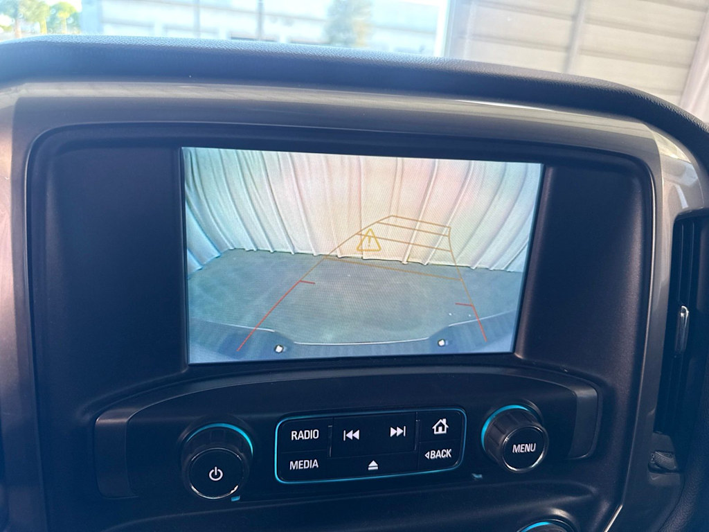 Thumbnail: 2018 Chevrolet Silverado 1500 - 26