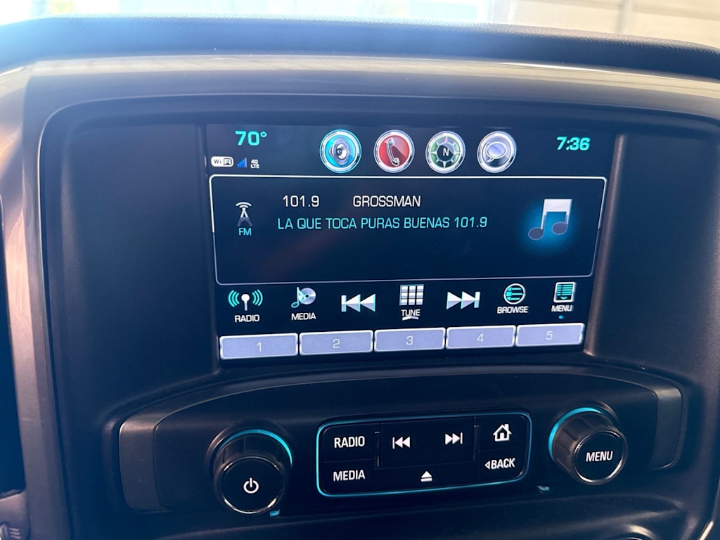 Thumbnail: 2018 Chevrolet Silverado 1500 - 24