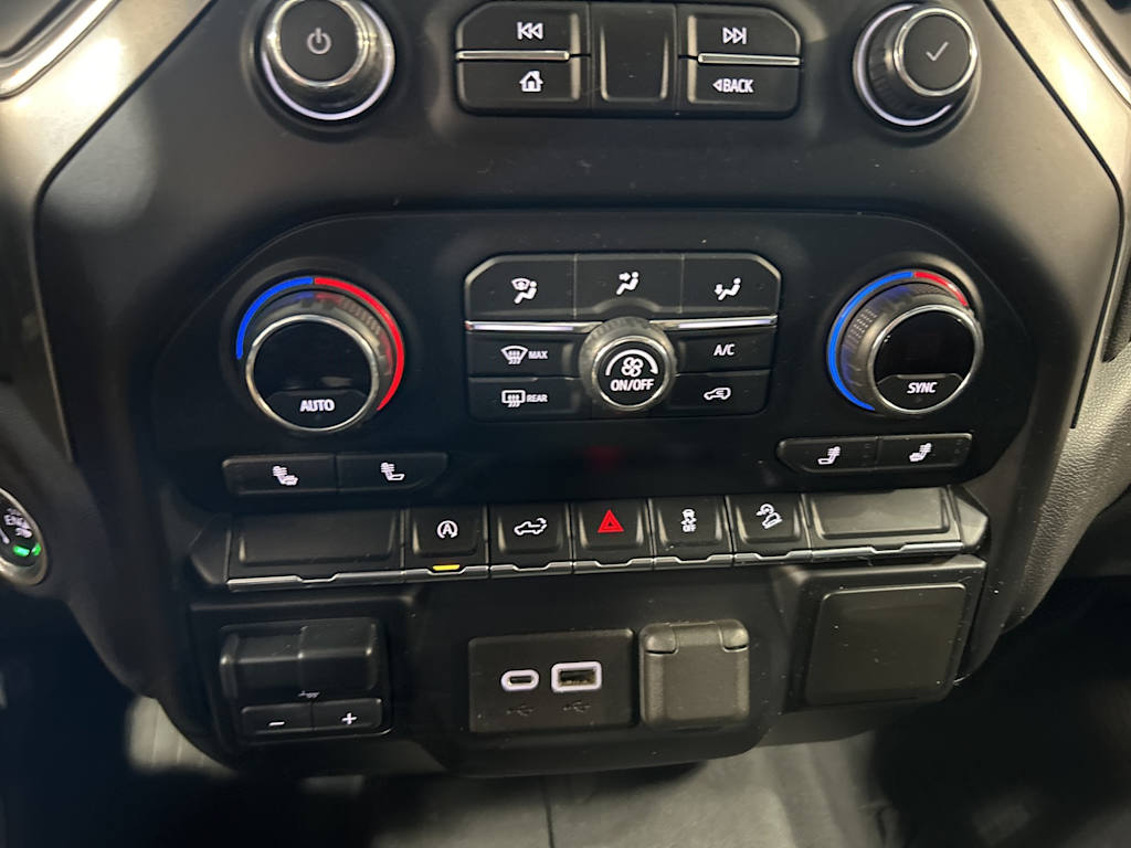 Thumbnail: 2021 Chevrolet Silverado 1500 - 30