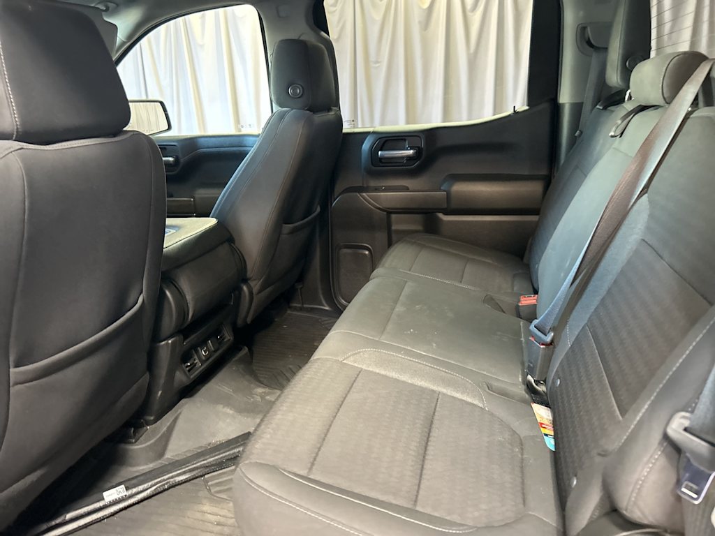 Thumbnail: 2021 Chevrolet Silverado 1500 - 27