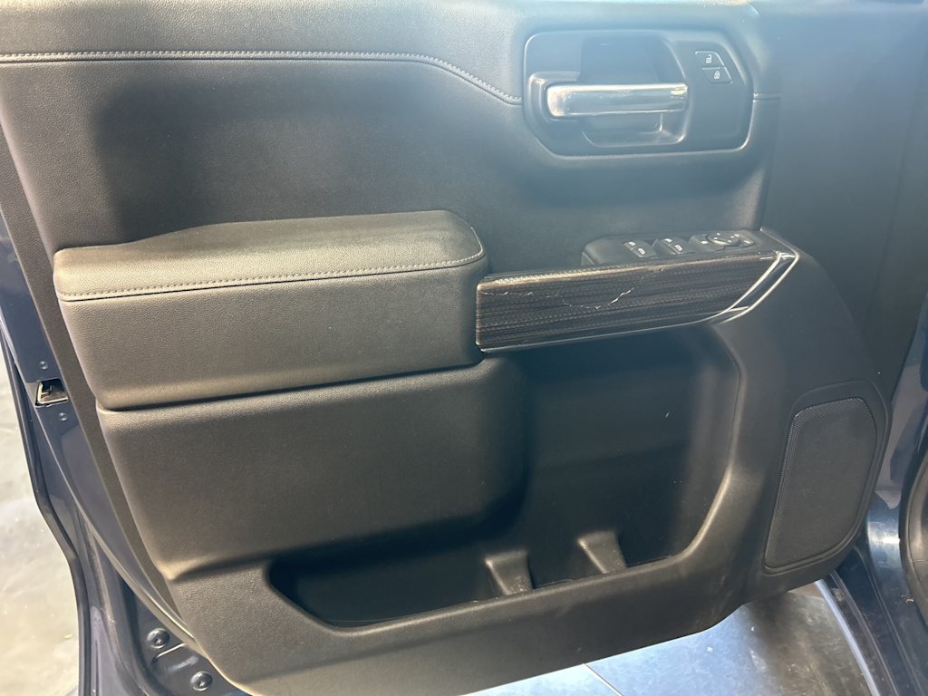 Thumbnail: 2021 Chevrolet Silverado 1500 - 29