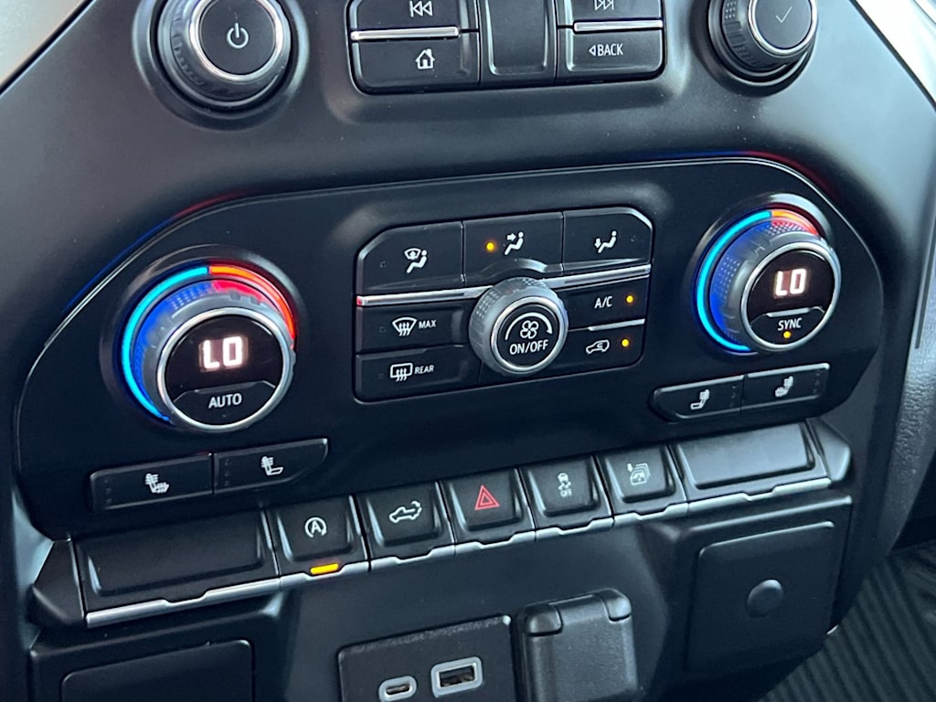 Thumbnail: 2022 Chevrolet Silverado 1500 - 24