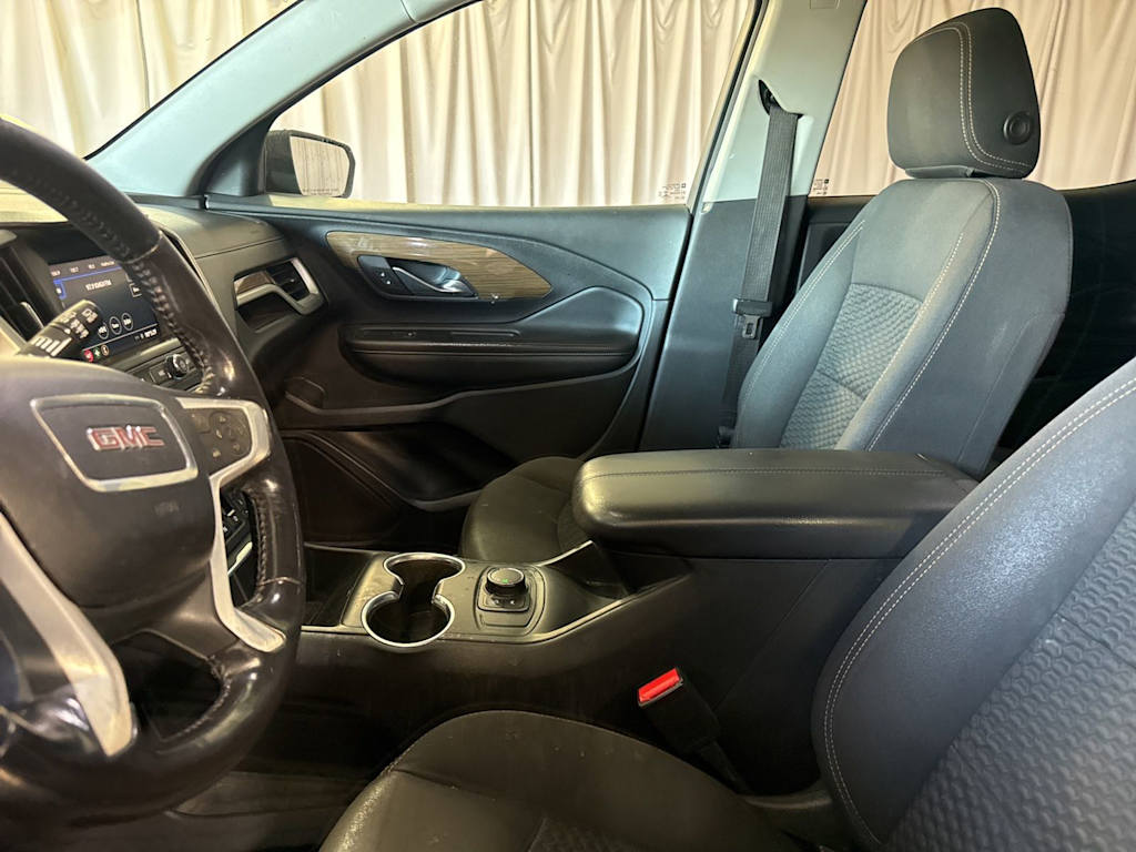 Thumbnail: 2020 GMC Terrain - 9