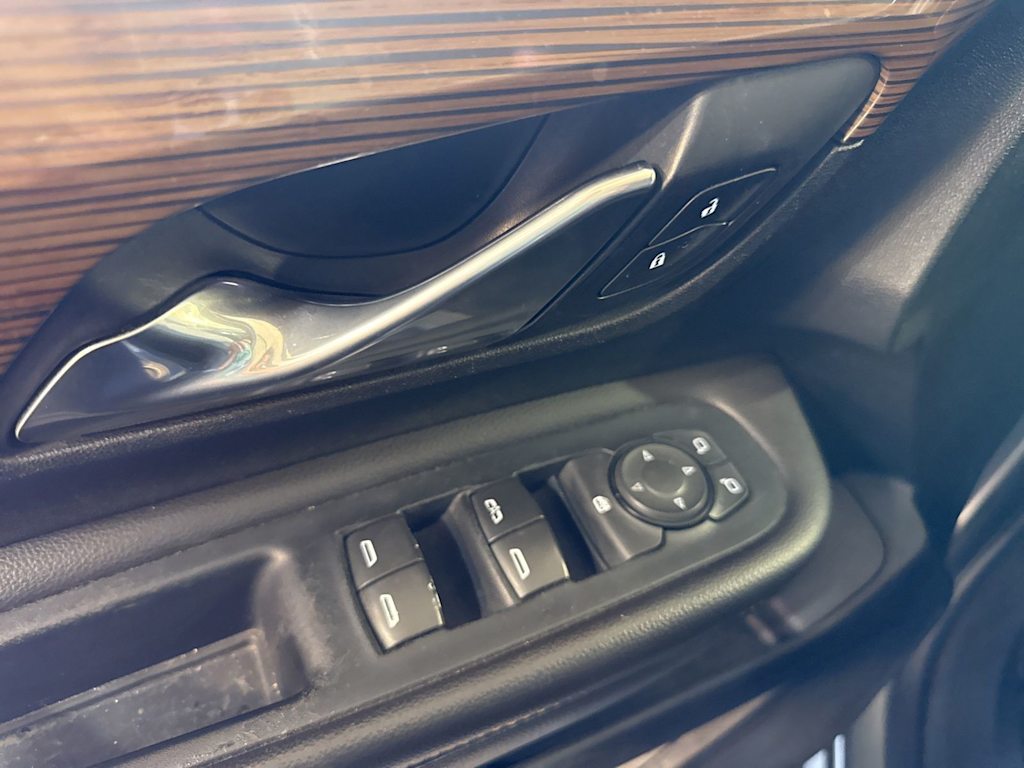 Thumbnail: 2020 GMC Terrain - 24