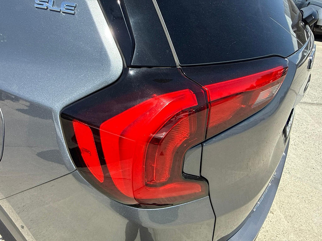 Thumbnail: 2019 GMC Terrain - 17