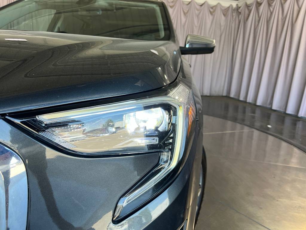 Thumbnail: 2018 GMC Terrain - 17