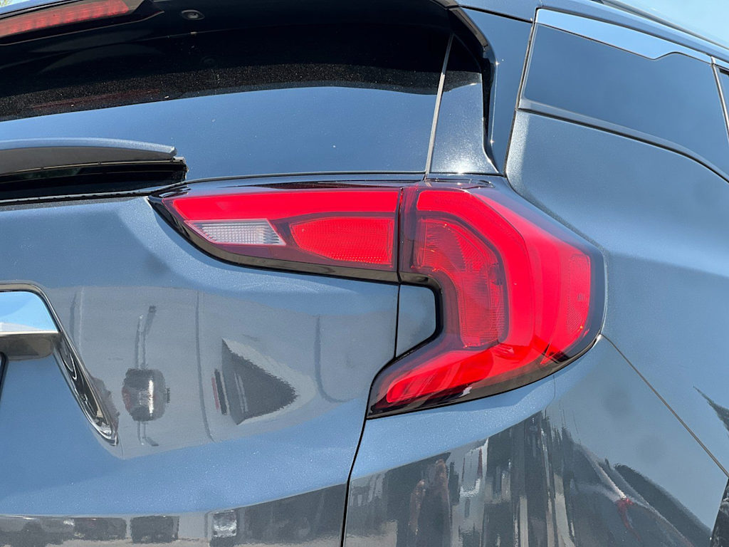 Thumbnail: 2018 GMC Terrain - 31