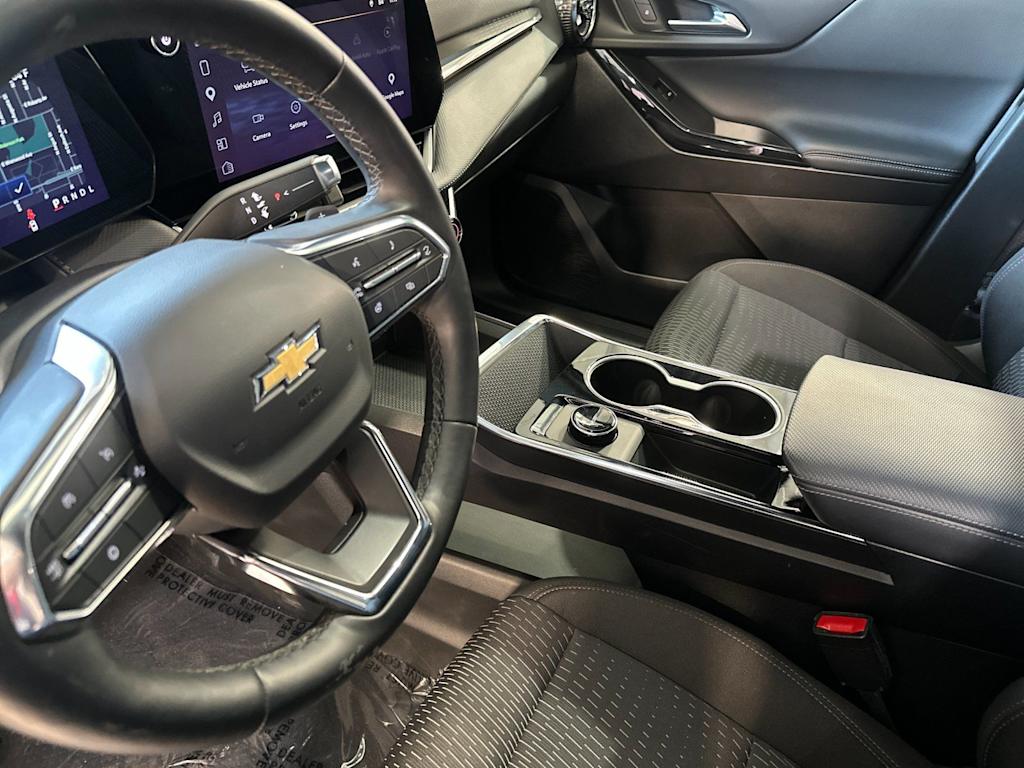 Thumbnail: 2026 Chevrolet Equinox - 9