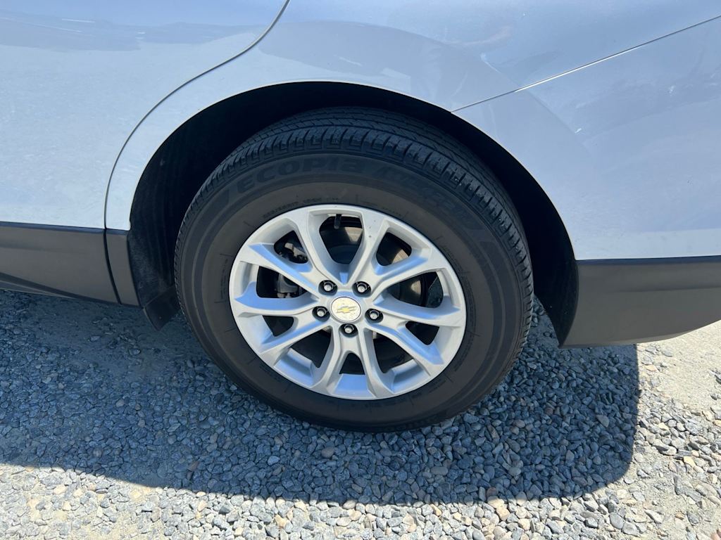 Thumbnail: 2021 Chevrolet Equinox - 8