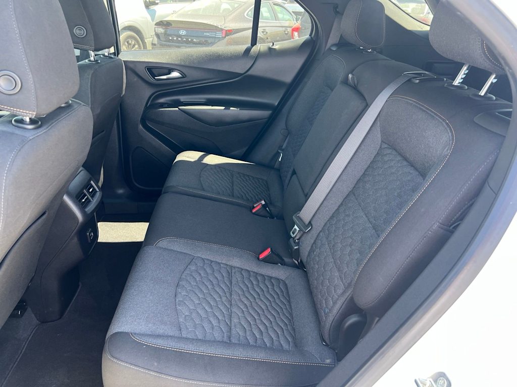Thumbnail: 2021 Chevrolet Equinox - 10