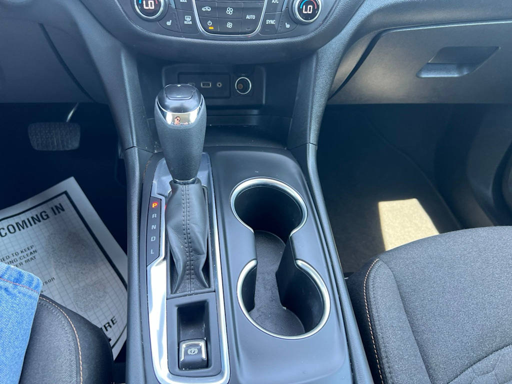 Thumbnail: 2021 Chevrolet Equinox - 24