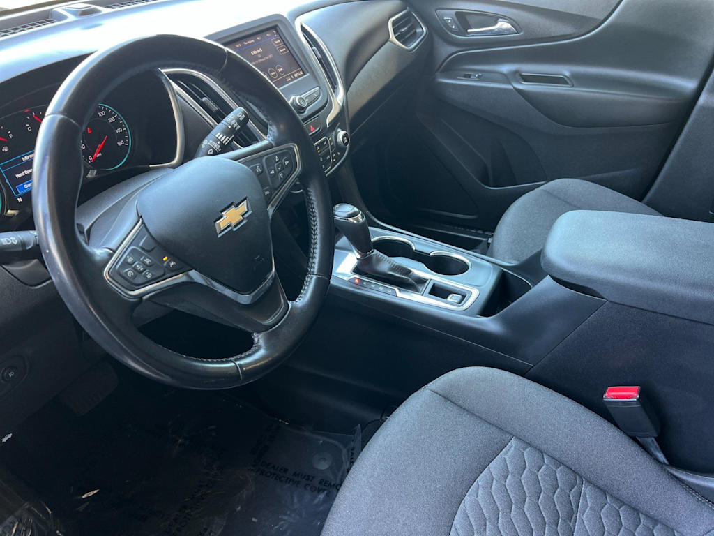 Thumbnail: 2021 Chevrolet Equinox - 9
