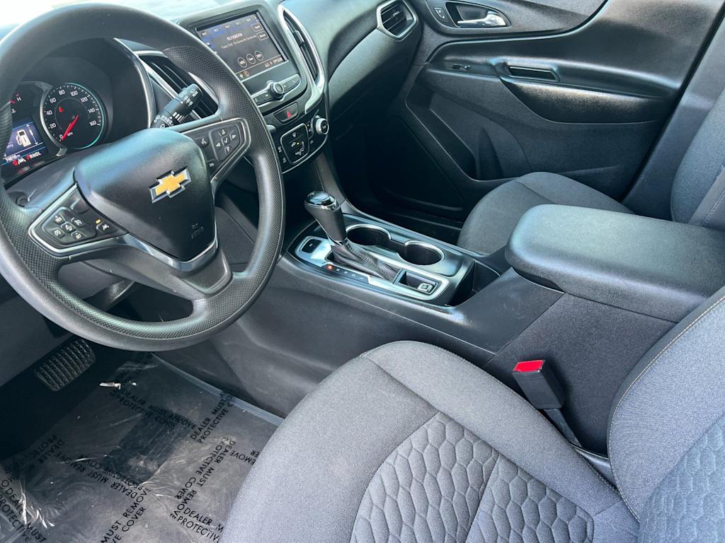 Thumbnail: 2021 Chevrolet Equinox - 10