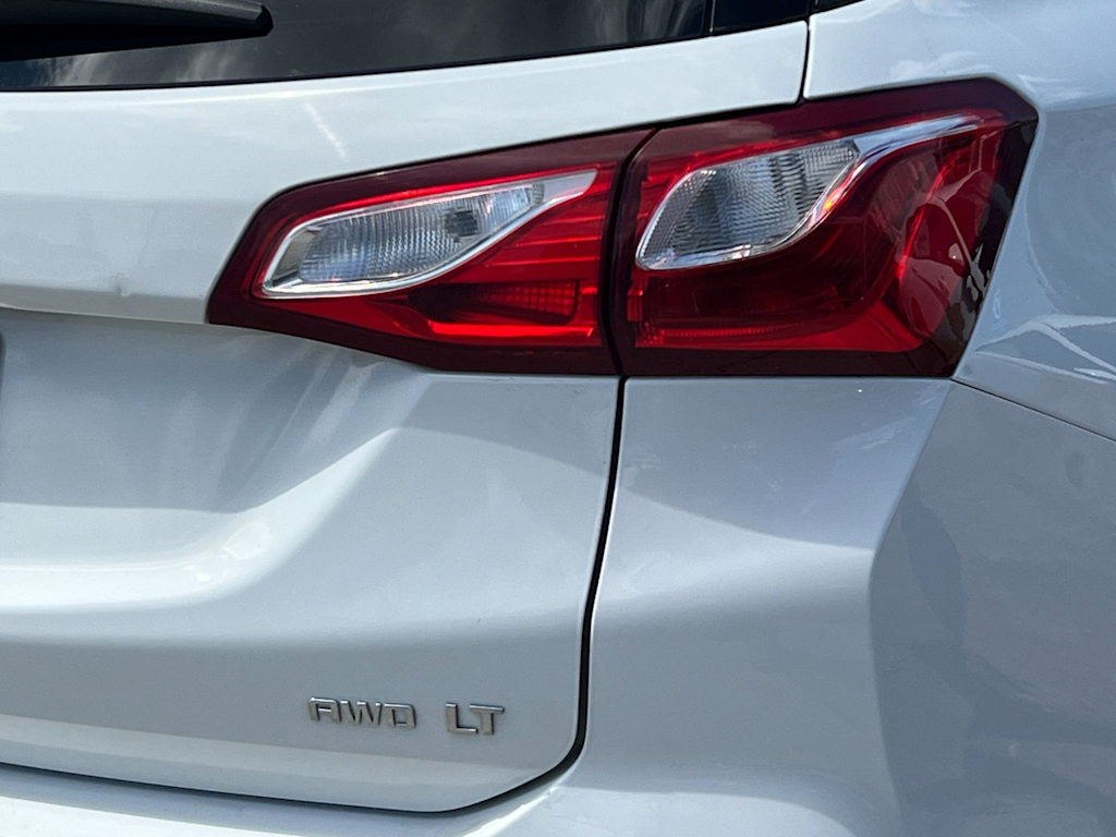 Thumbnail: 2021 Chevrolet Equinox - 28