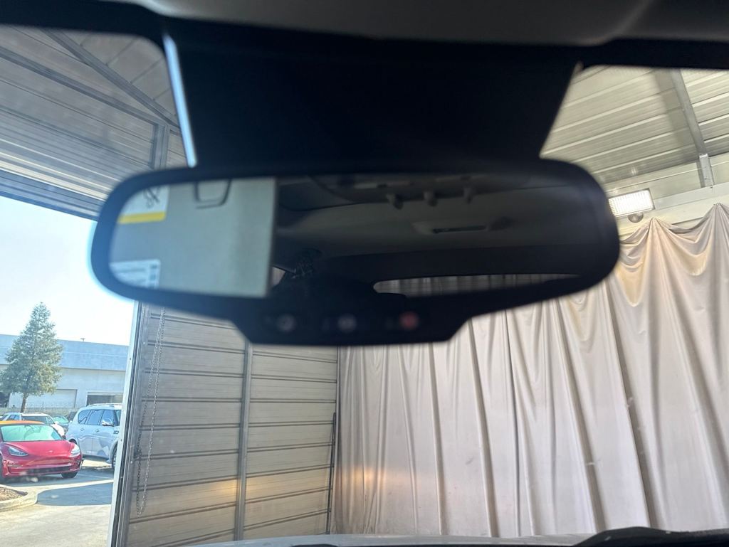 Thumbnail: 2015 Chevrolet Trax - 21