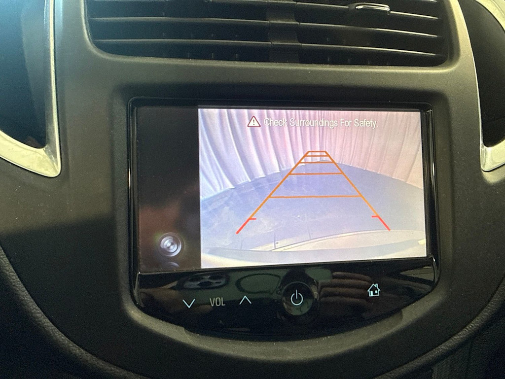 Thumbnail: 2015 Chevrolet Trax - 23