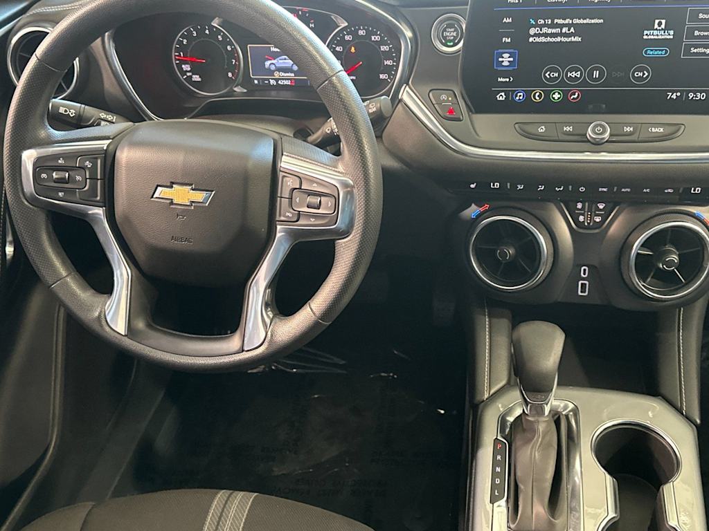 Thumbnail: 2025 Chevrolet Blazer - 12