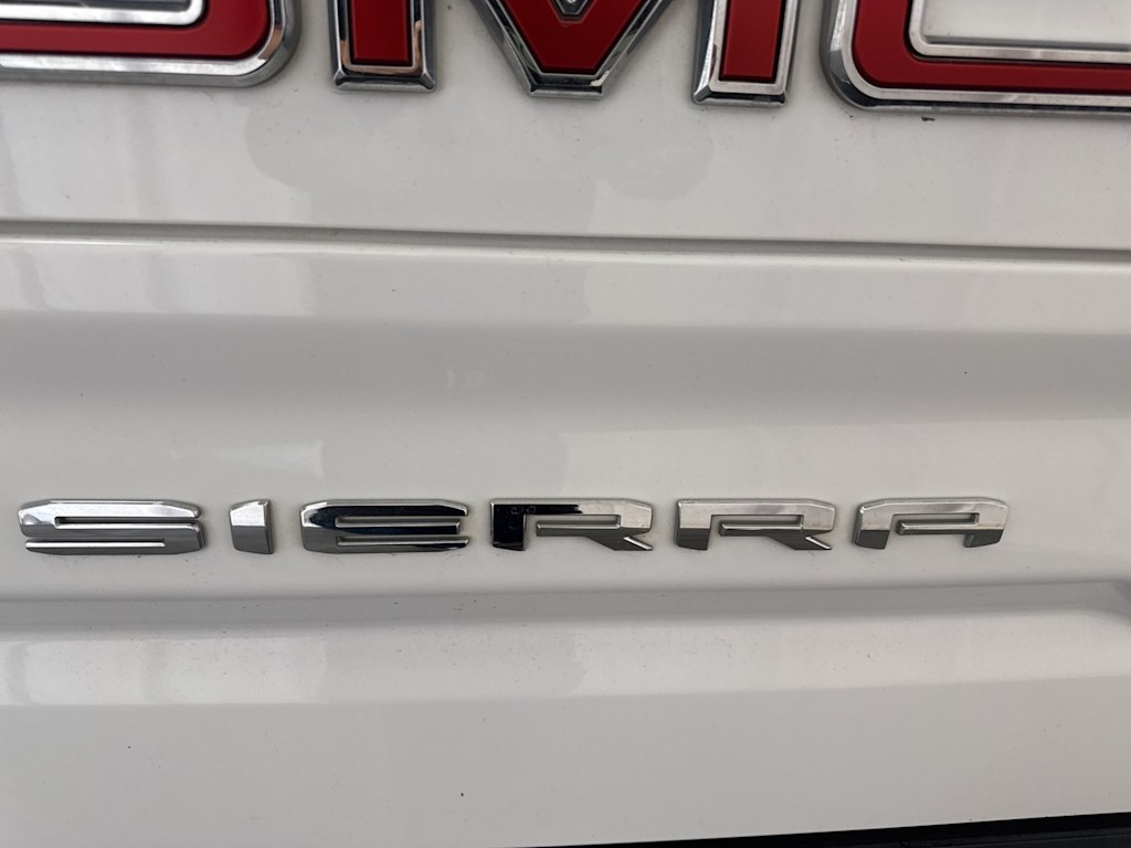 Thumbnail: 2022 GMC Sierra 1500 - 17