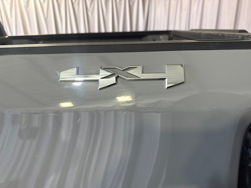 2024 GMC Sierra 1500 SLE - Photo 18