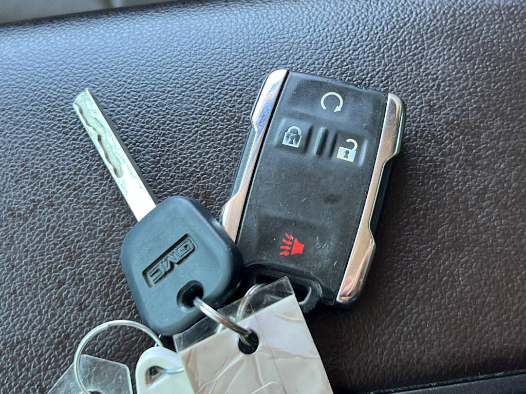 Thumbnail: 2017 GMC Sierra 1500 - 17