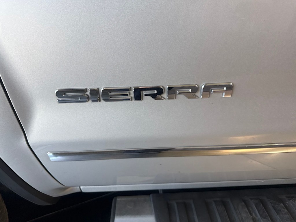 Thumbnail: 2016 GMC Sierra 1500 - 17