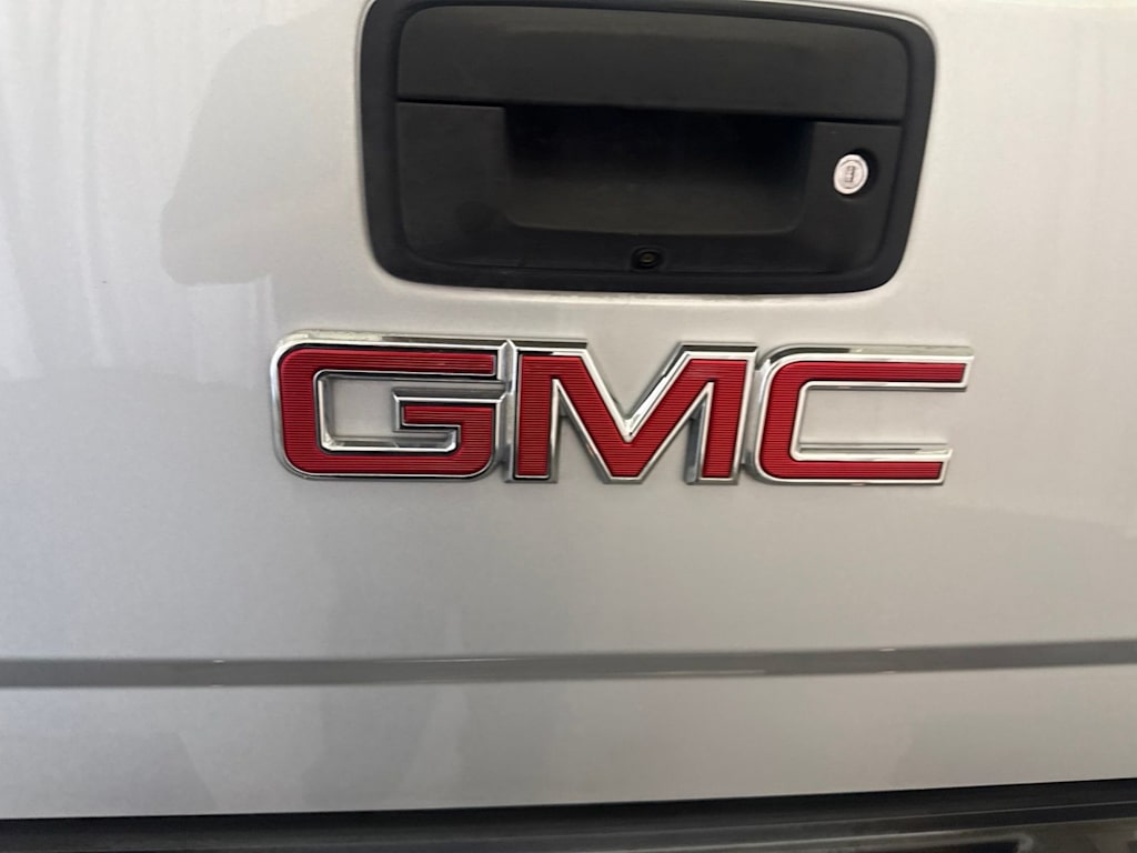 Thumbnail: 2016 GMC Sierra 1500 - 21