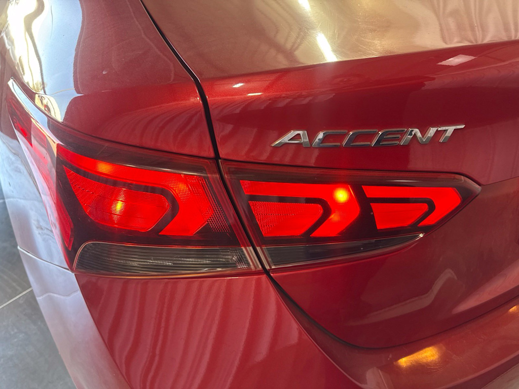 Thumbnail: 2021 Hyundai Accent - 19