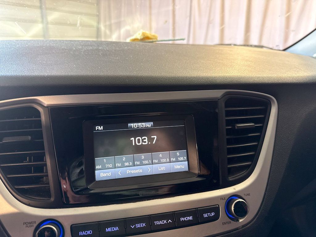 Thumbnail: 2021 Hyundai Accent - 10