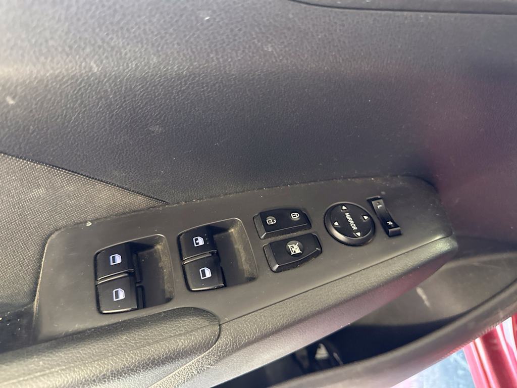 Thumbnail: 2021 Hyundai Accent - 21