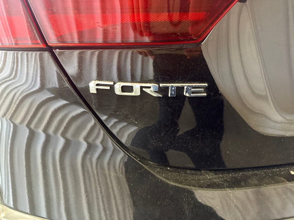 Thumbnail: 2021 Kia Forte - 7