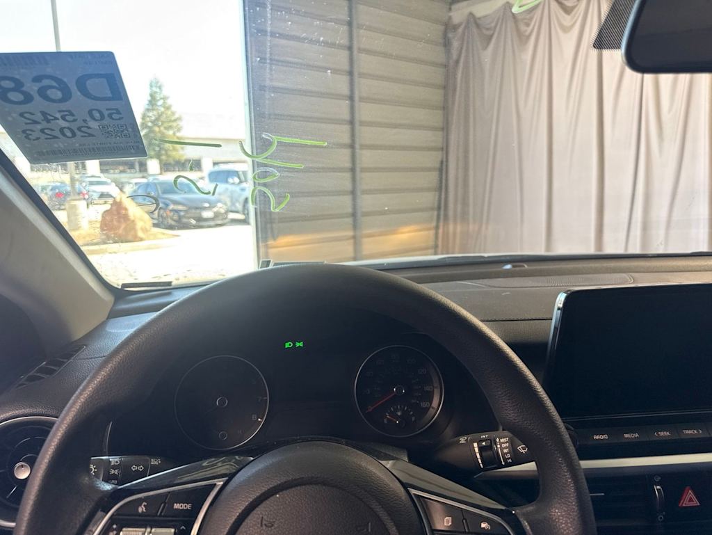 Thumbnail: 2023 Kia Forte - 17