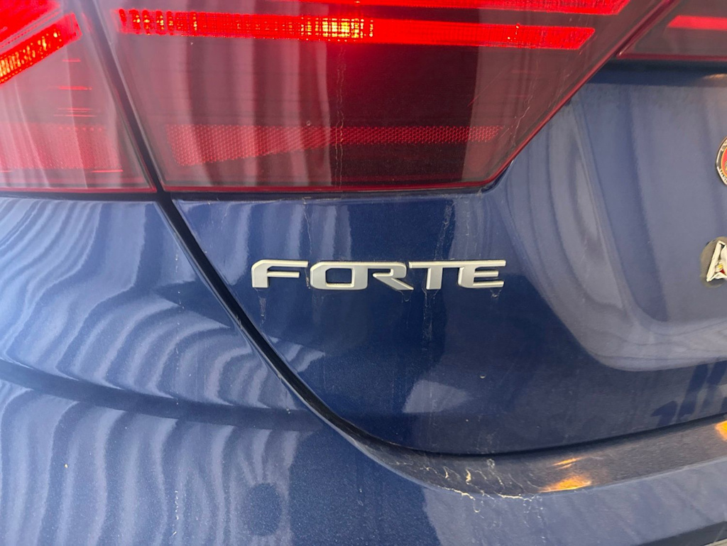 Thumbnail: 2023 Kia Forte - 13