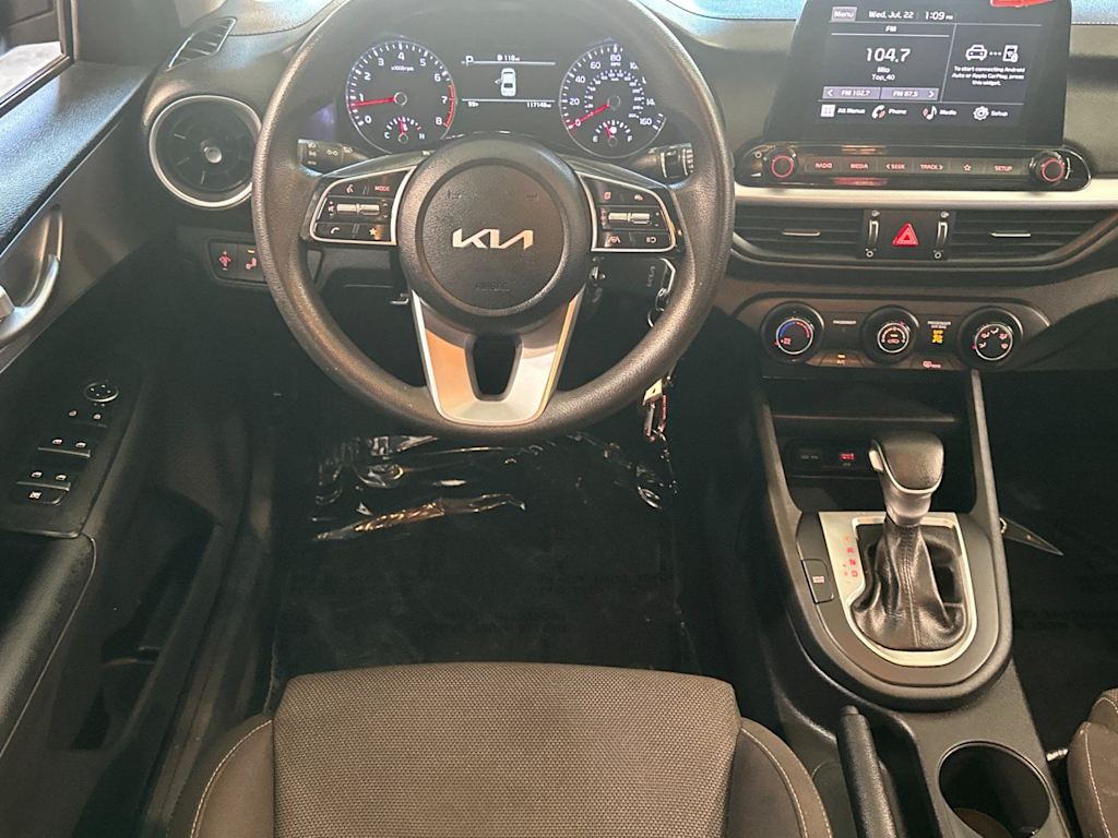 2022 Kia FORTE LXS - Photo 13