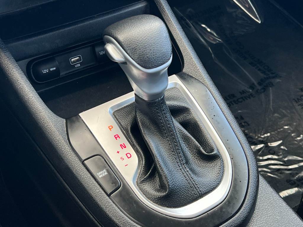 Thumbnail: 2023 Kia Forte - 16
