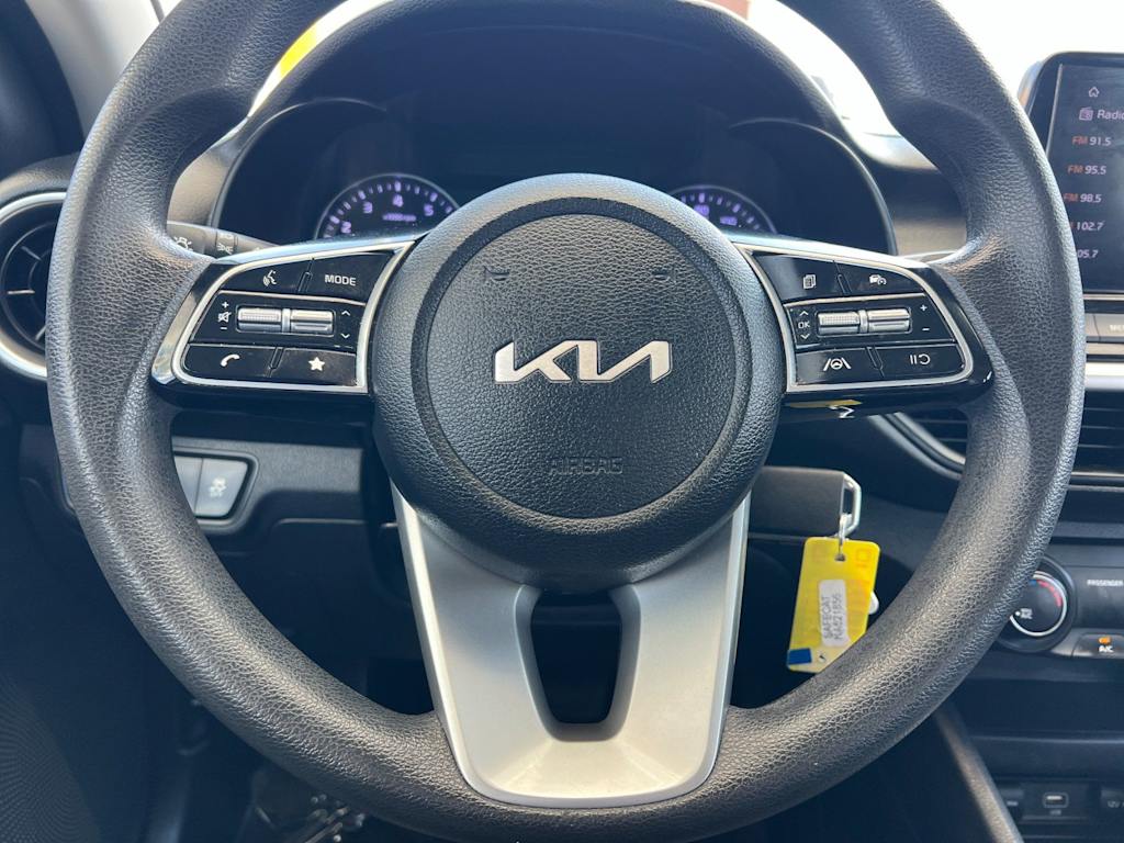 Thumbnail: 2023 Kia Forte - 14