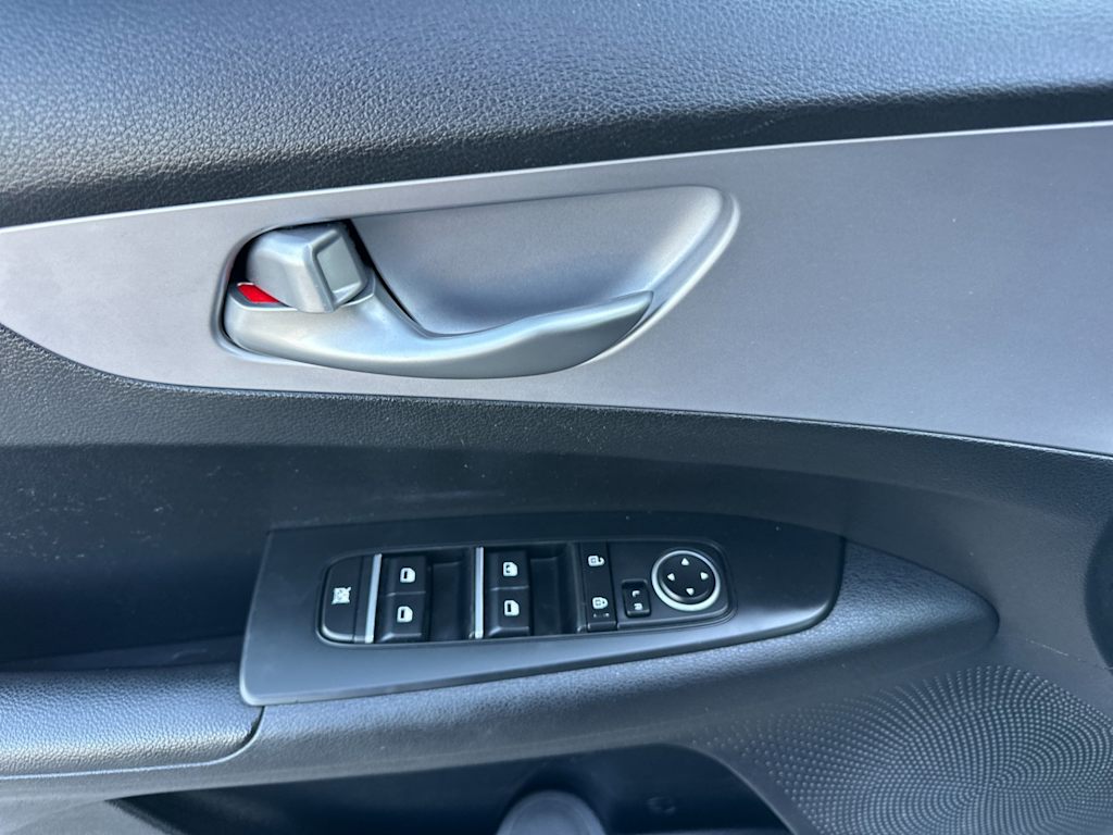 Thumbnail: 2024 Kia Forte - 20