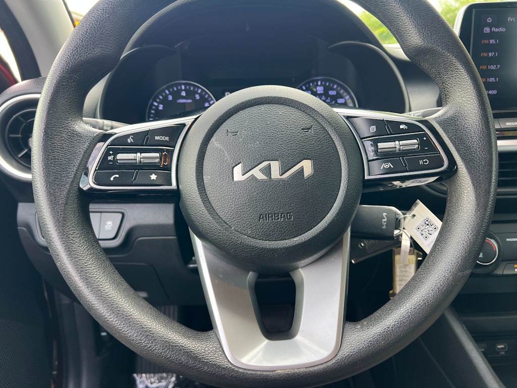 Thumbnail: 2023 Kia Forte - 26