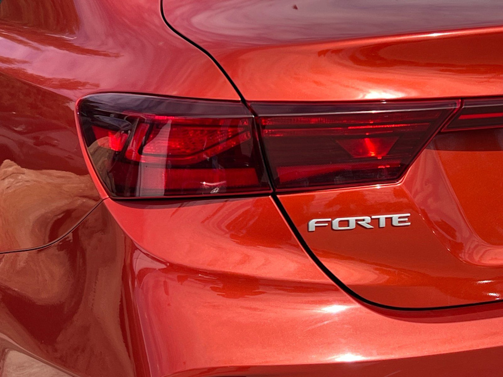 Thumbnail: 2023 Kia Forte - 27